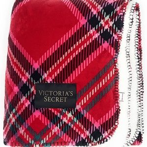 NEW in Package Victoria Secret Plaid Sherpa Blanket
